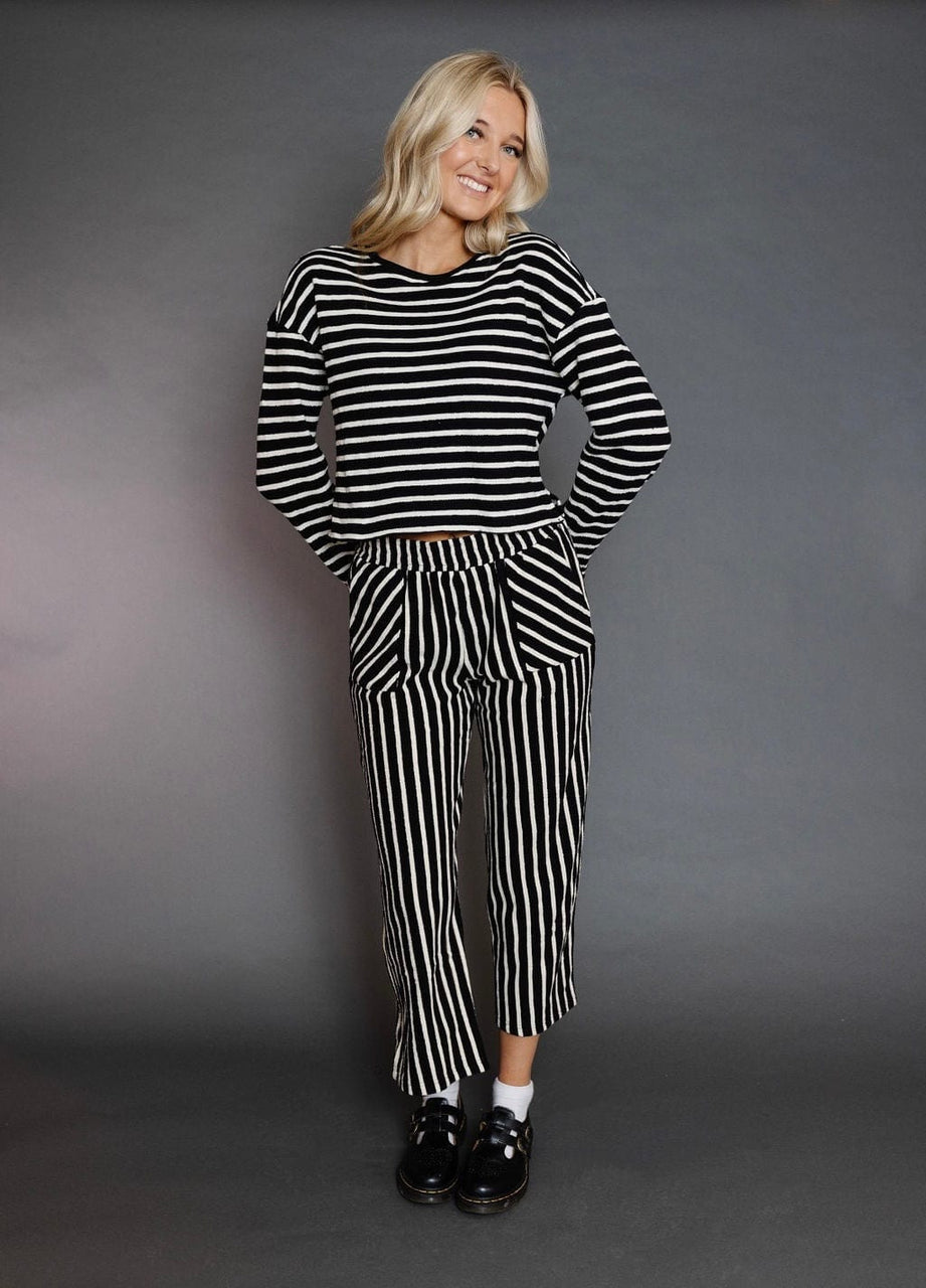 Alma Pant in Black/White