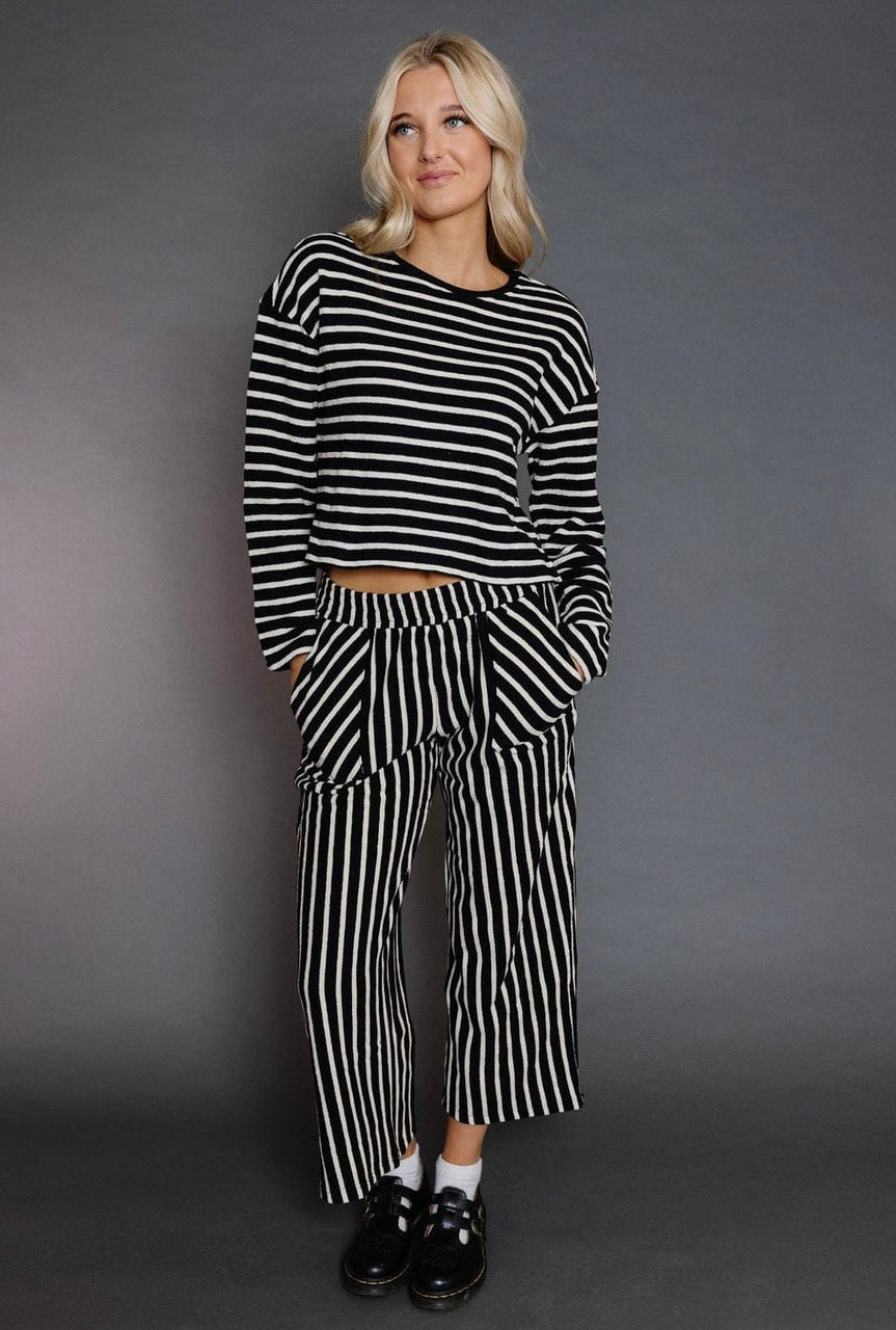 Alma Pant in Black/White