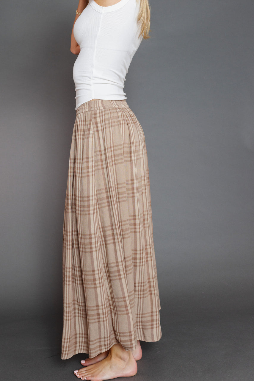 Almonde Skirt in Mocha