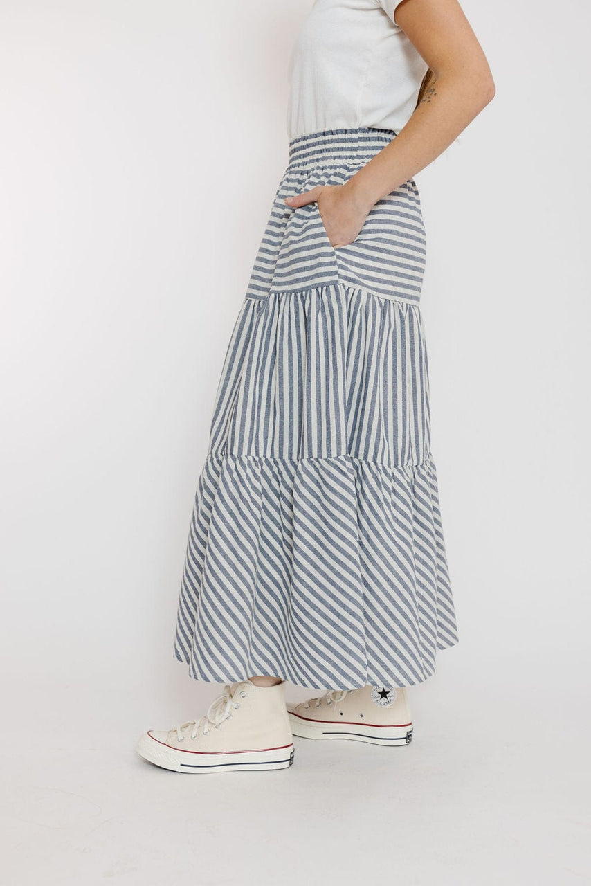 Nara Skirt in White/Navy