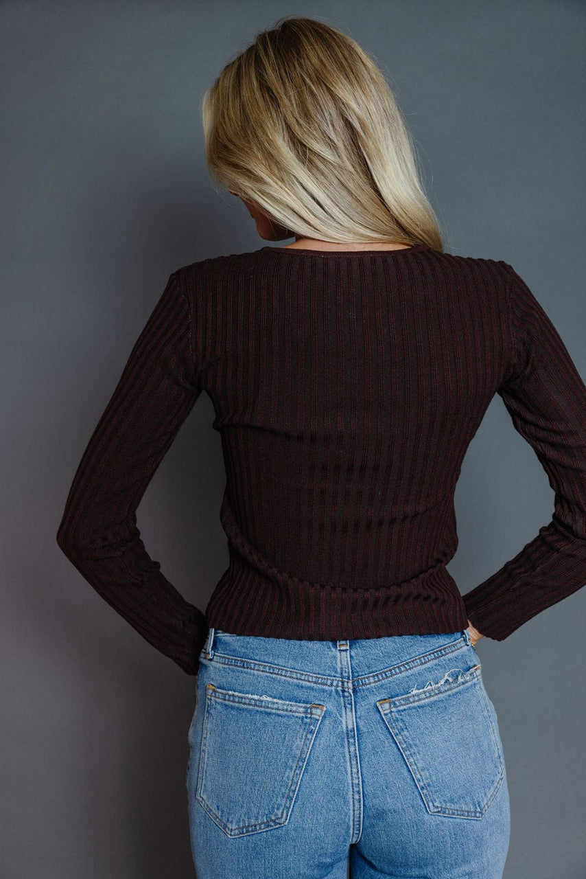 Xander Tee in Brown