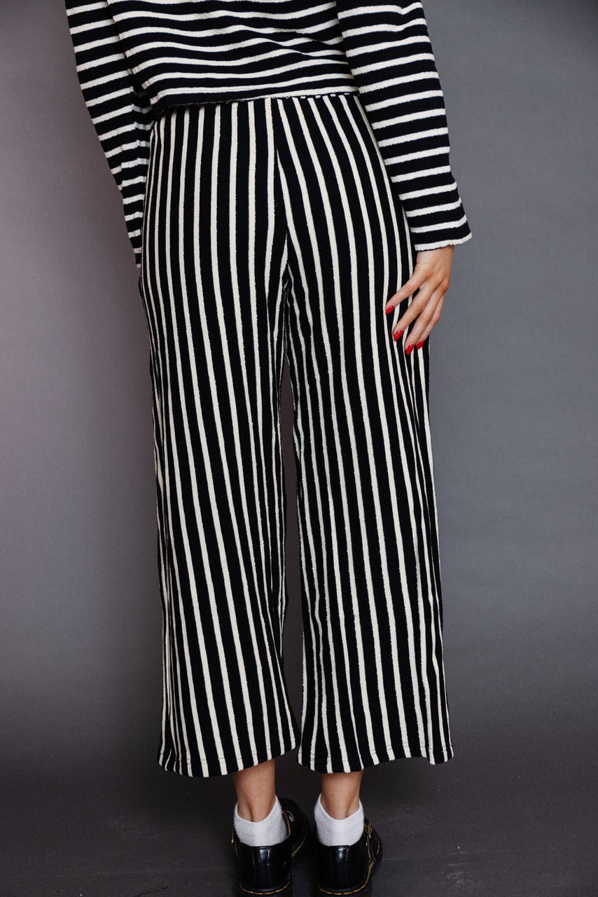 Alma Pant in Black/White