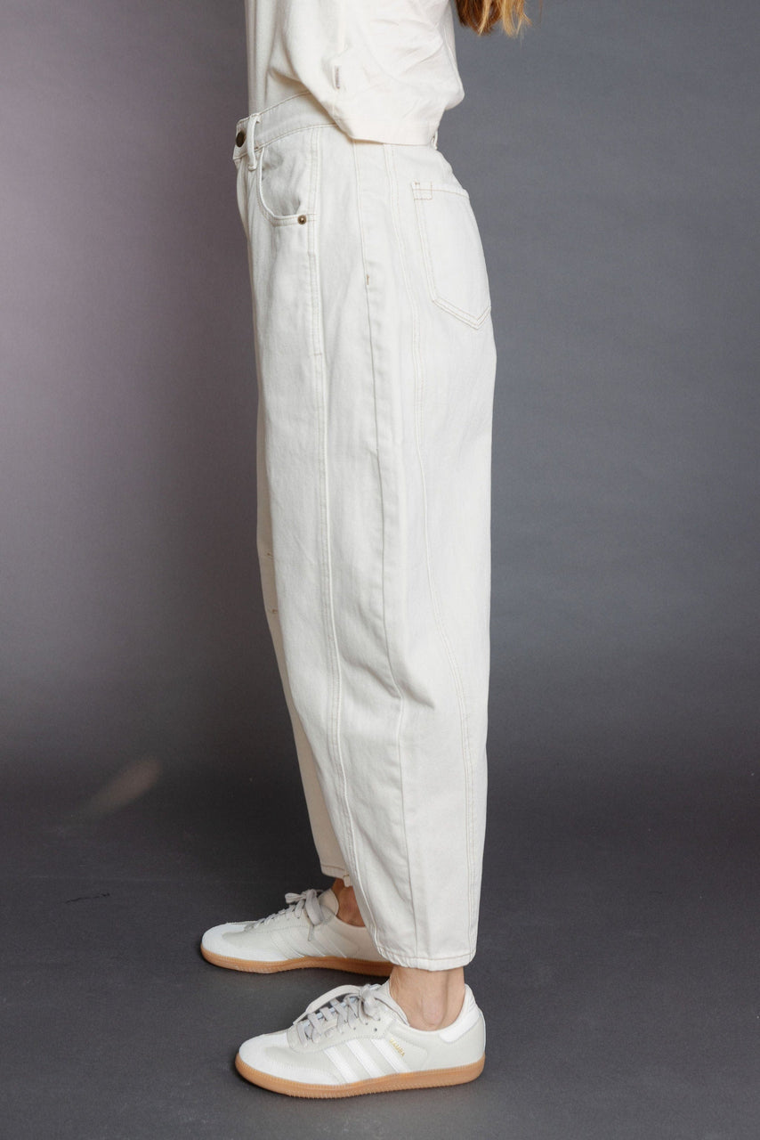 Chauncey Barrel Pant in Ecru