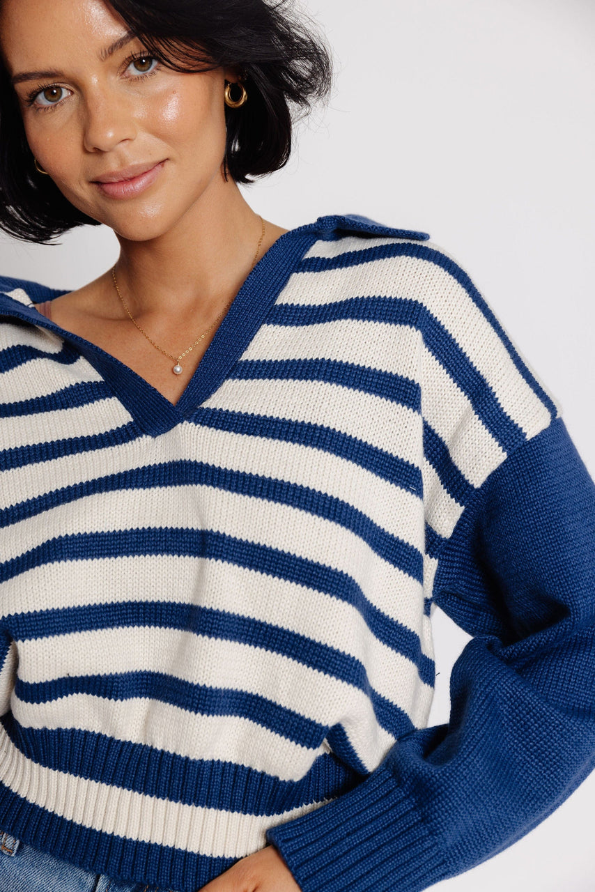 Inej Sweater in Moonlight Ocean