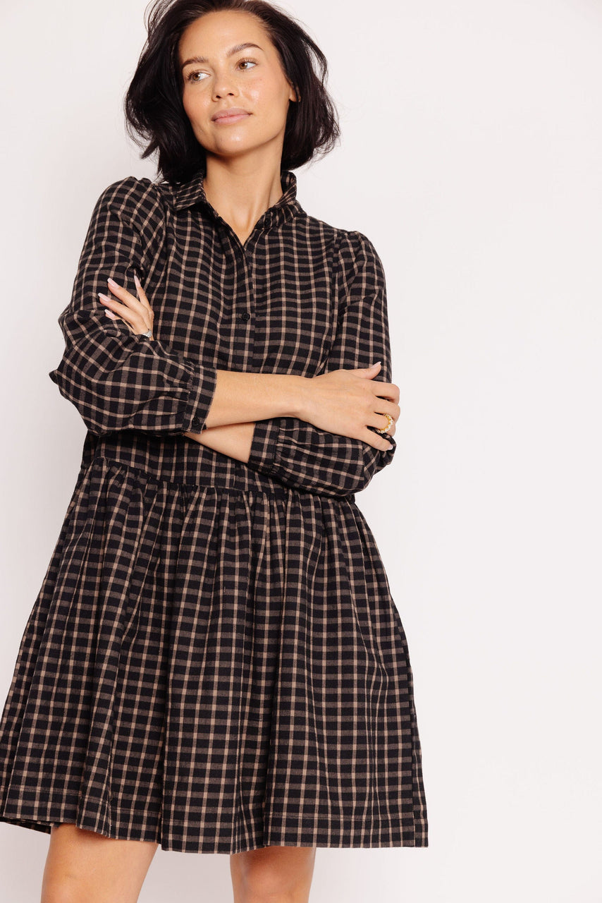 Oatley Dress in Black/Caramel Plaid