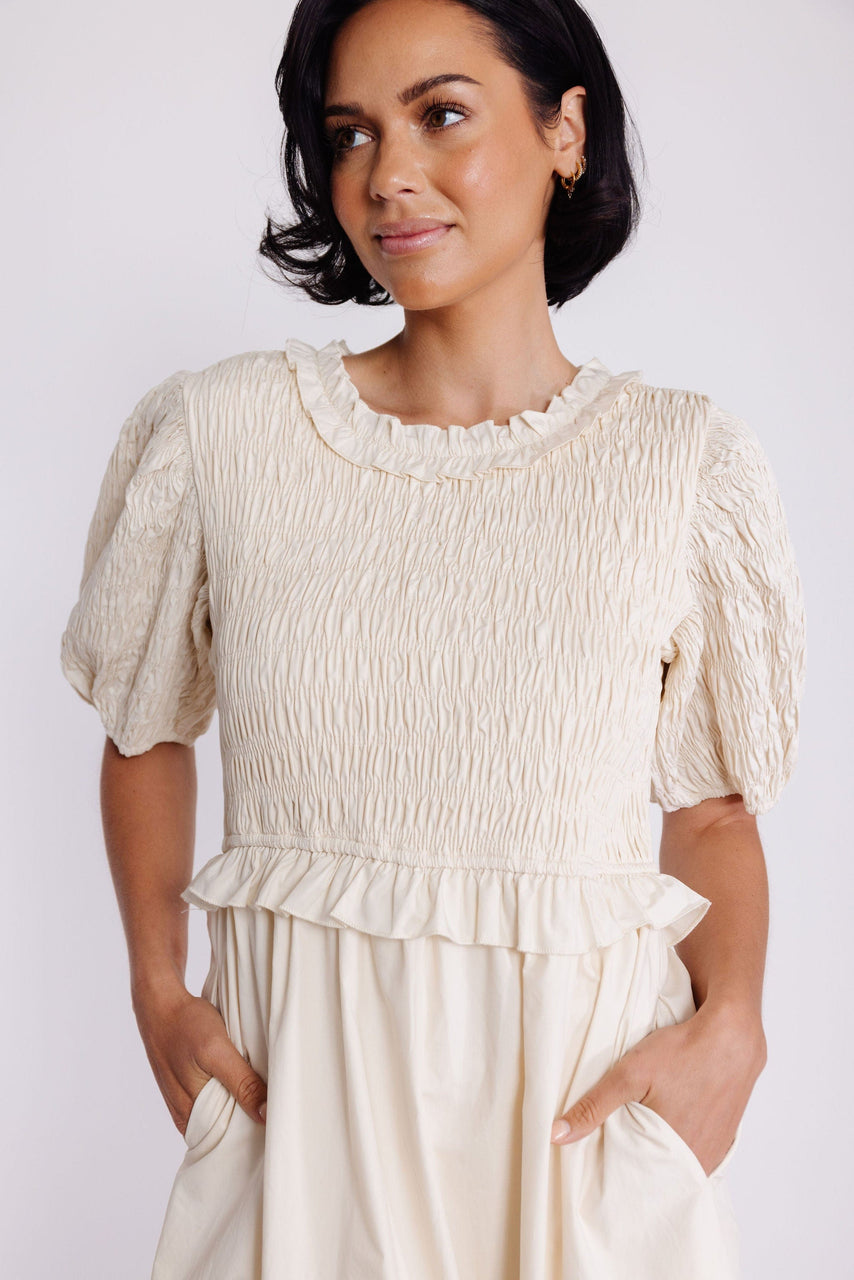 Reyes Dress in Champagne