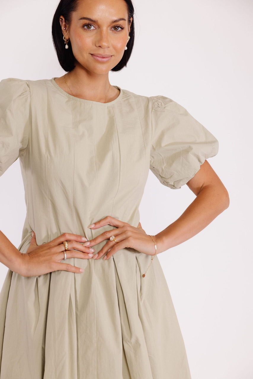 Willy Dress in Pistachio