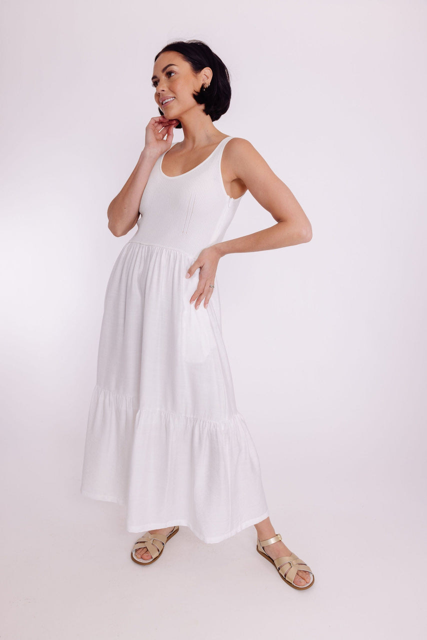 Afternoon Stroll Dress in Off White
