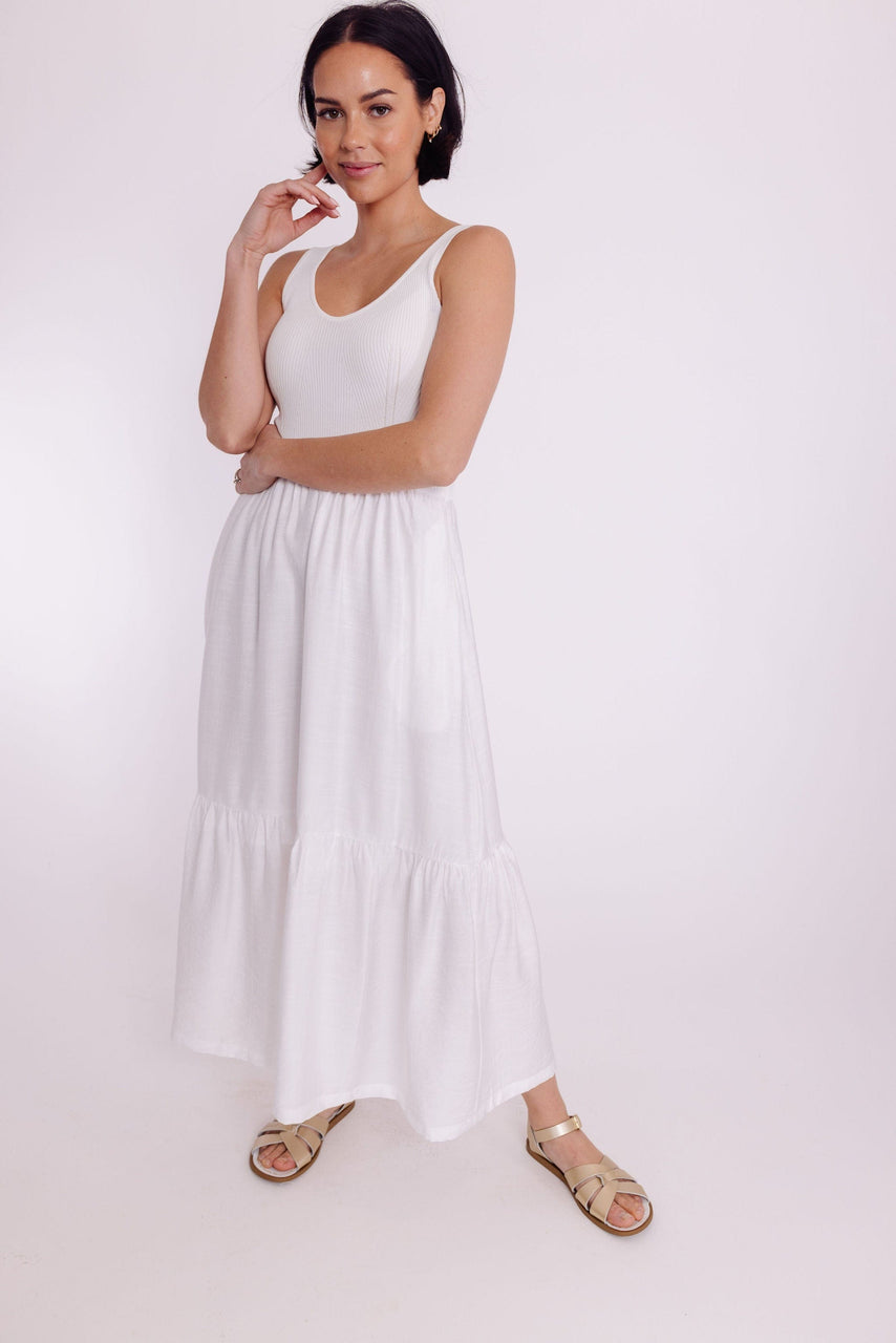 Afternoon Stroll Dress in Off White