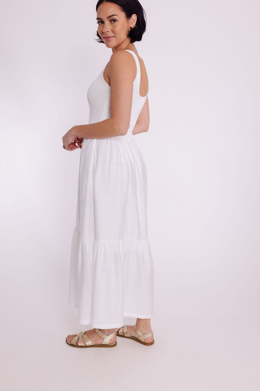 Afternoon Stroll Dress in Off White