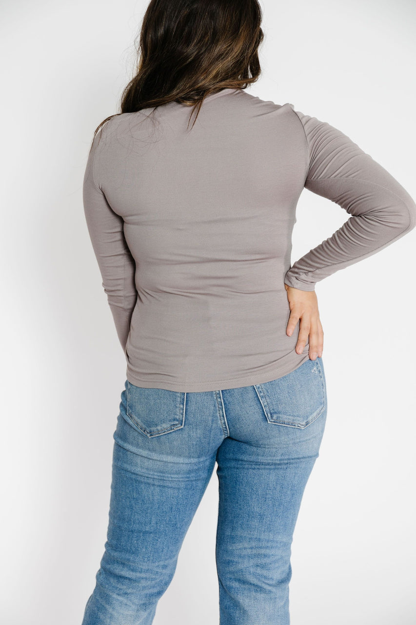 Bentley Turtleneck in Mocha