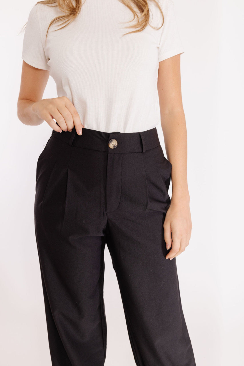 Brenden Pant in Black