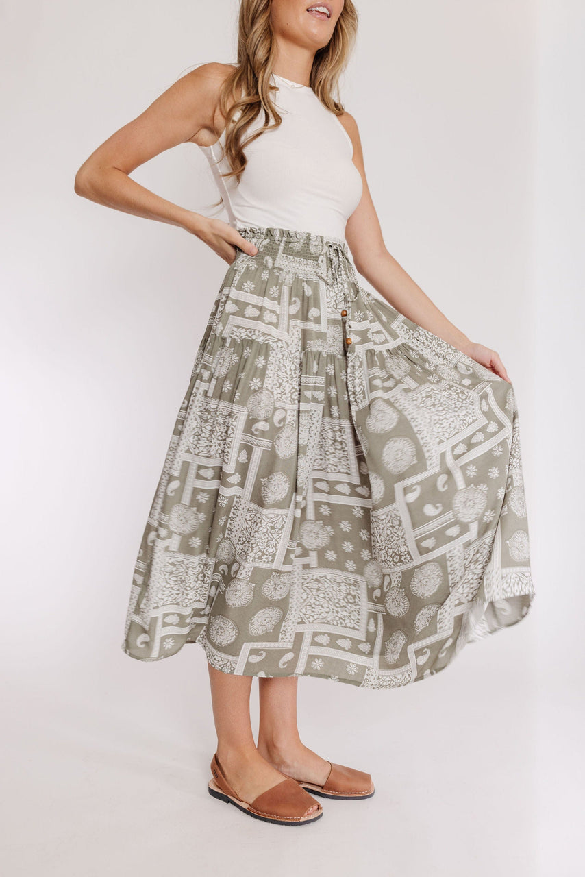 Carter Skirt in Palm Green