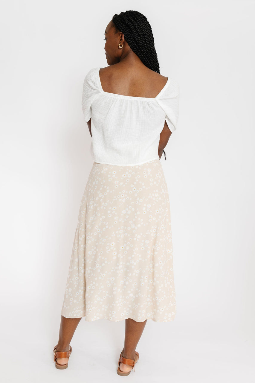 Daisy Field Skirt in Sand