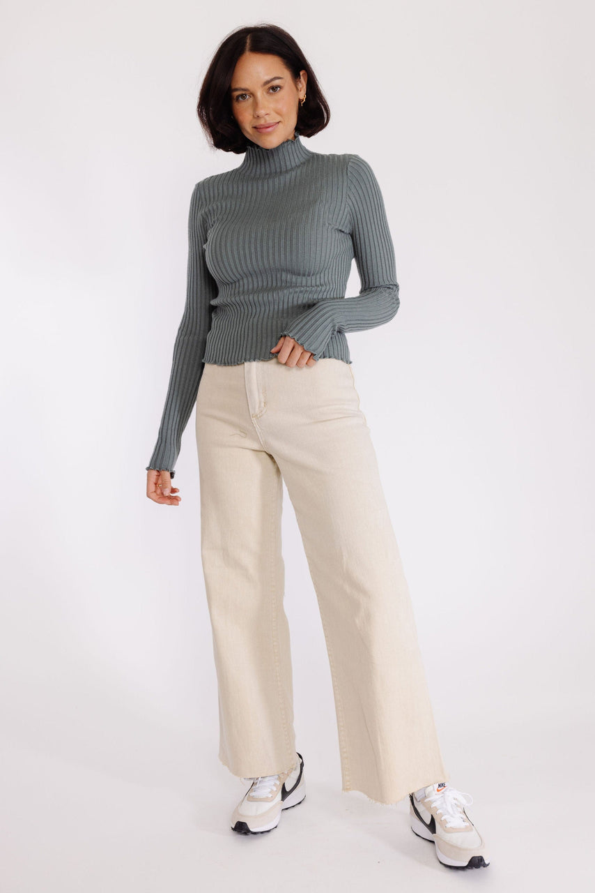 Haddie Stretch Tee in Laurel Wreath