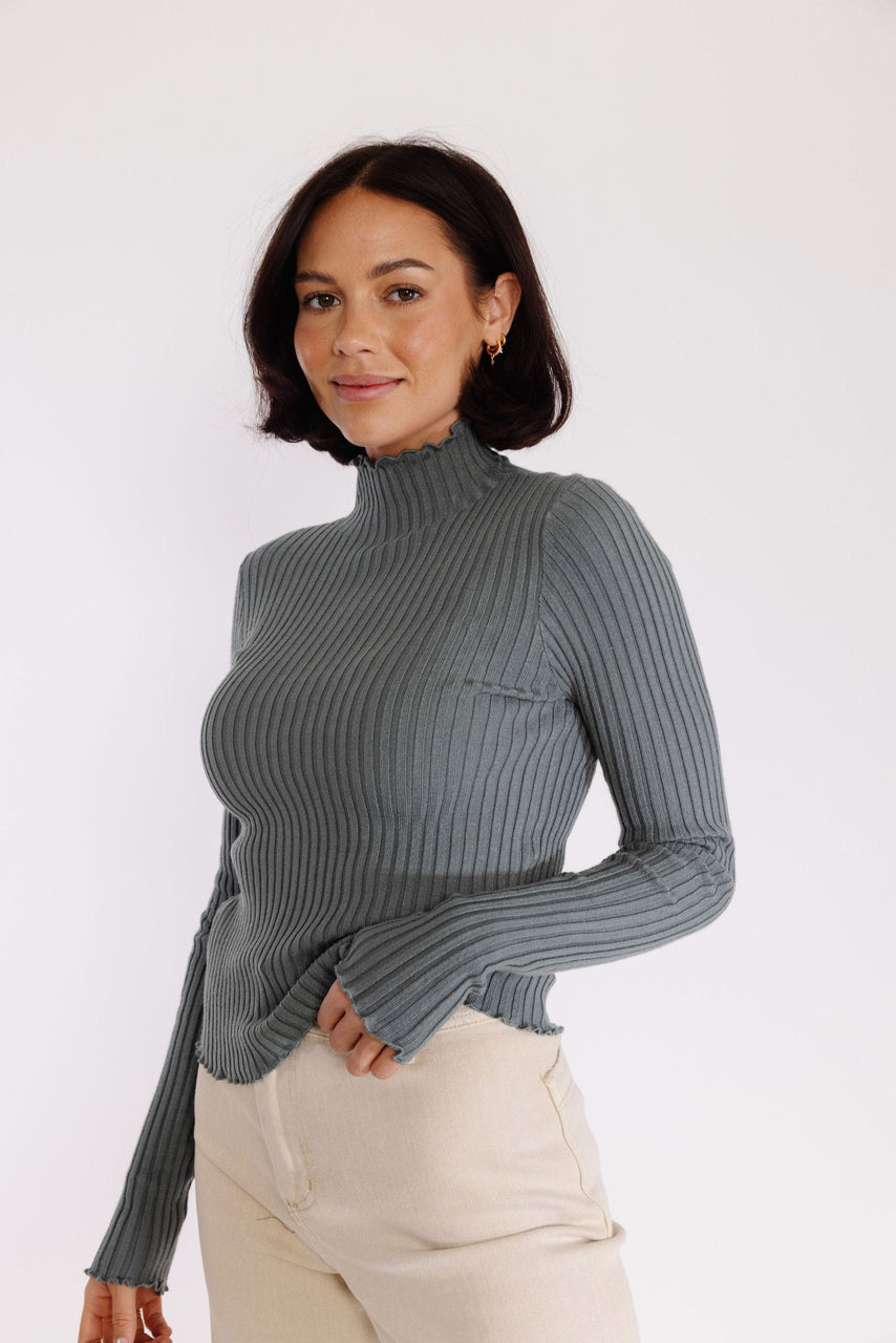 Haddie Stretch Tee in Laurel Wreath