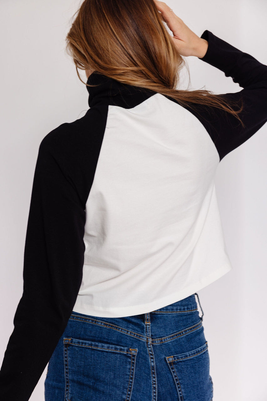 Hunt Turtleneck Tee in White