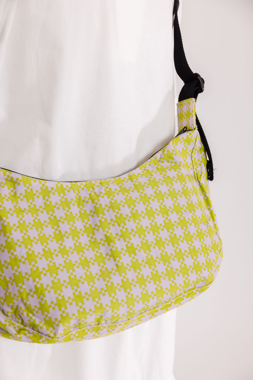 Baggu Medium Nylon Crescent Bag in Pink/Pistachio Pixel Gingham
