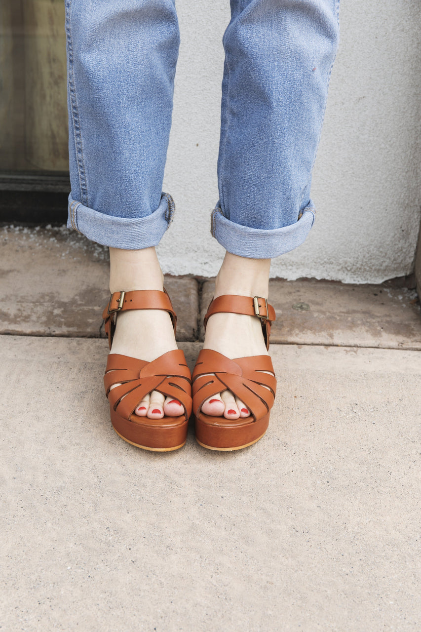 Jeffrey Campbell Tarth Sandal in Cognac