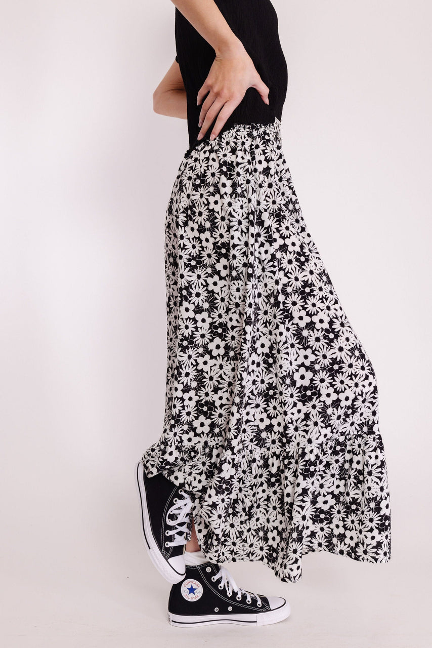 Lakely Skirt in Black/Off White