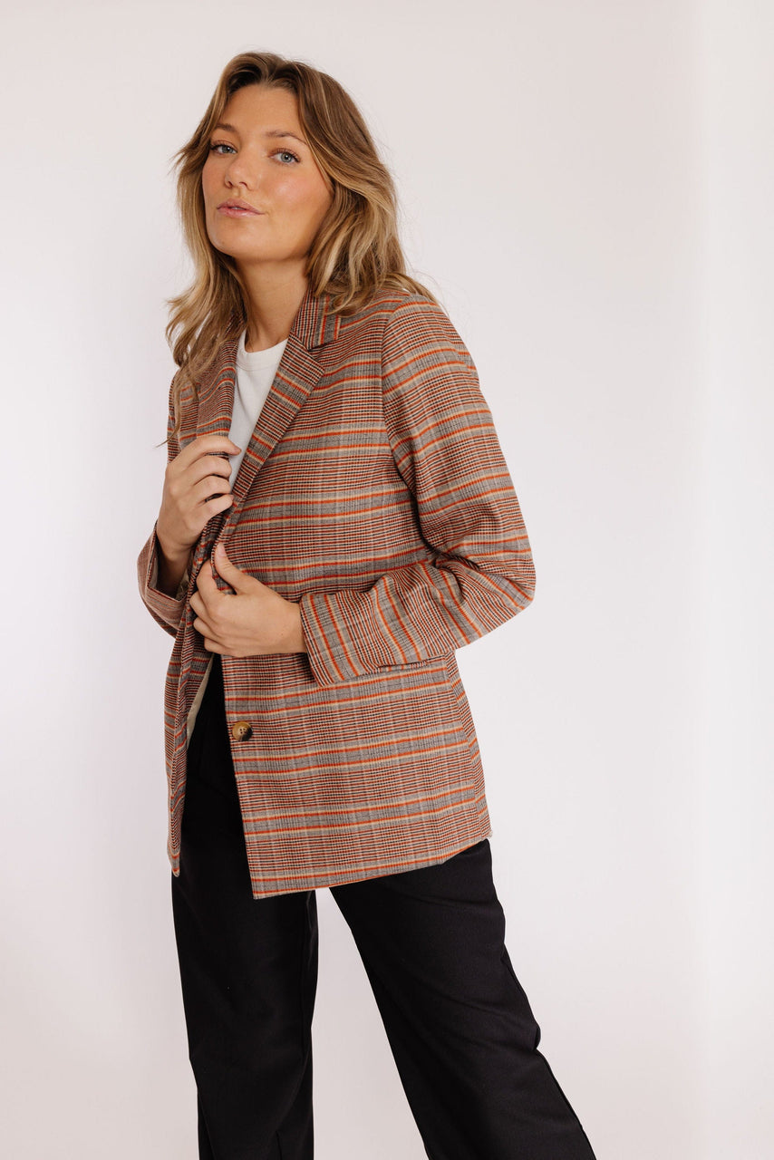 Manhattan Blazer in Rust Plaid