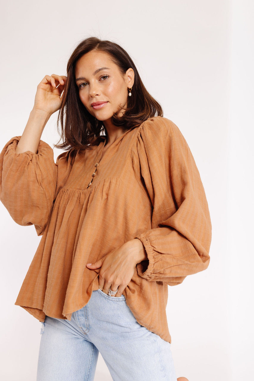 Sonni Blouse in Camel