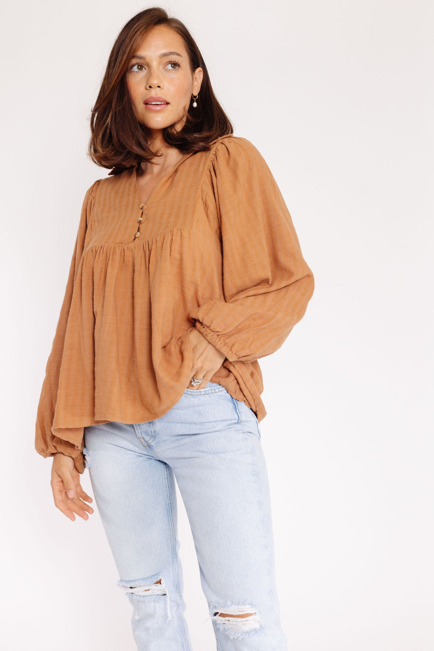 Sonni Blouse in Camel
