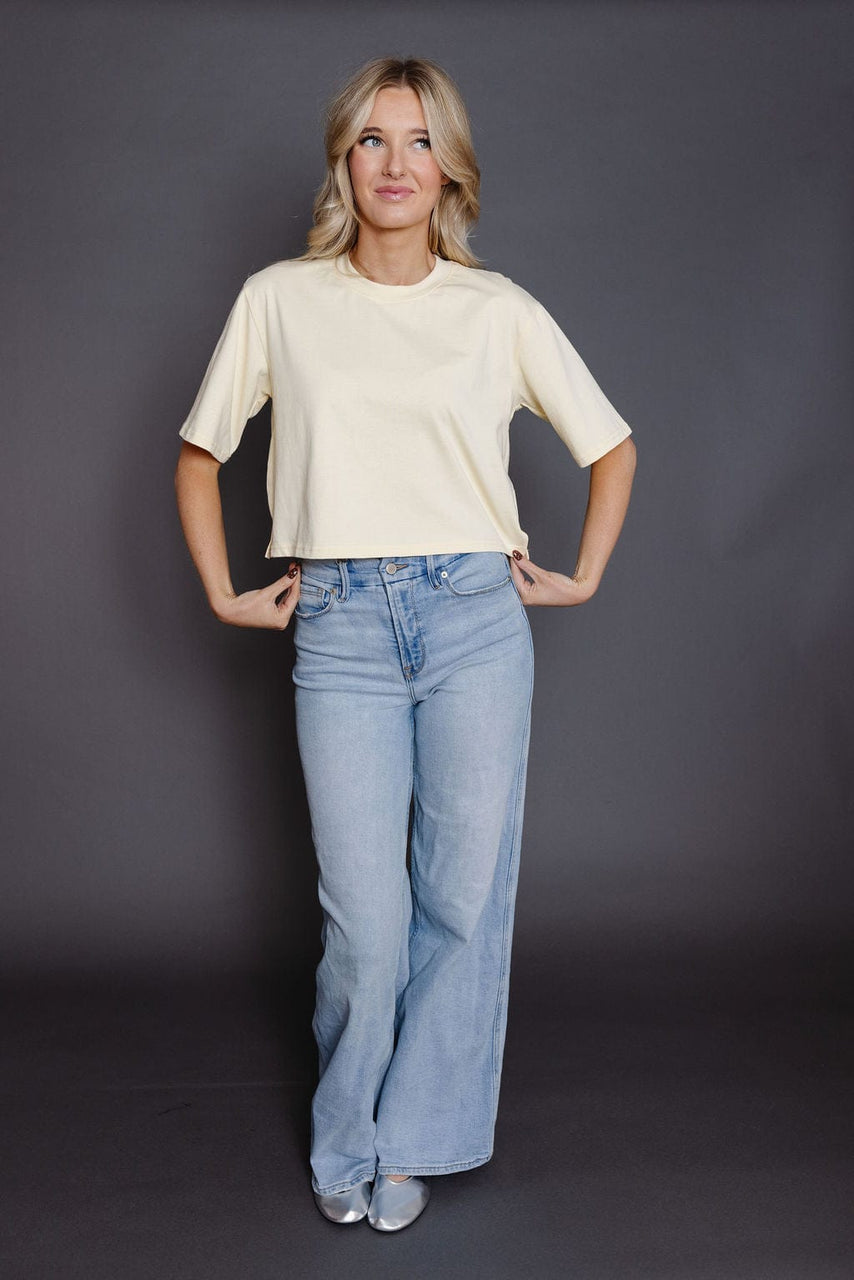 Berne Tee in Butter Yellow