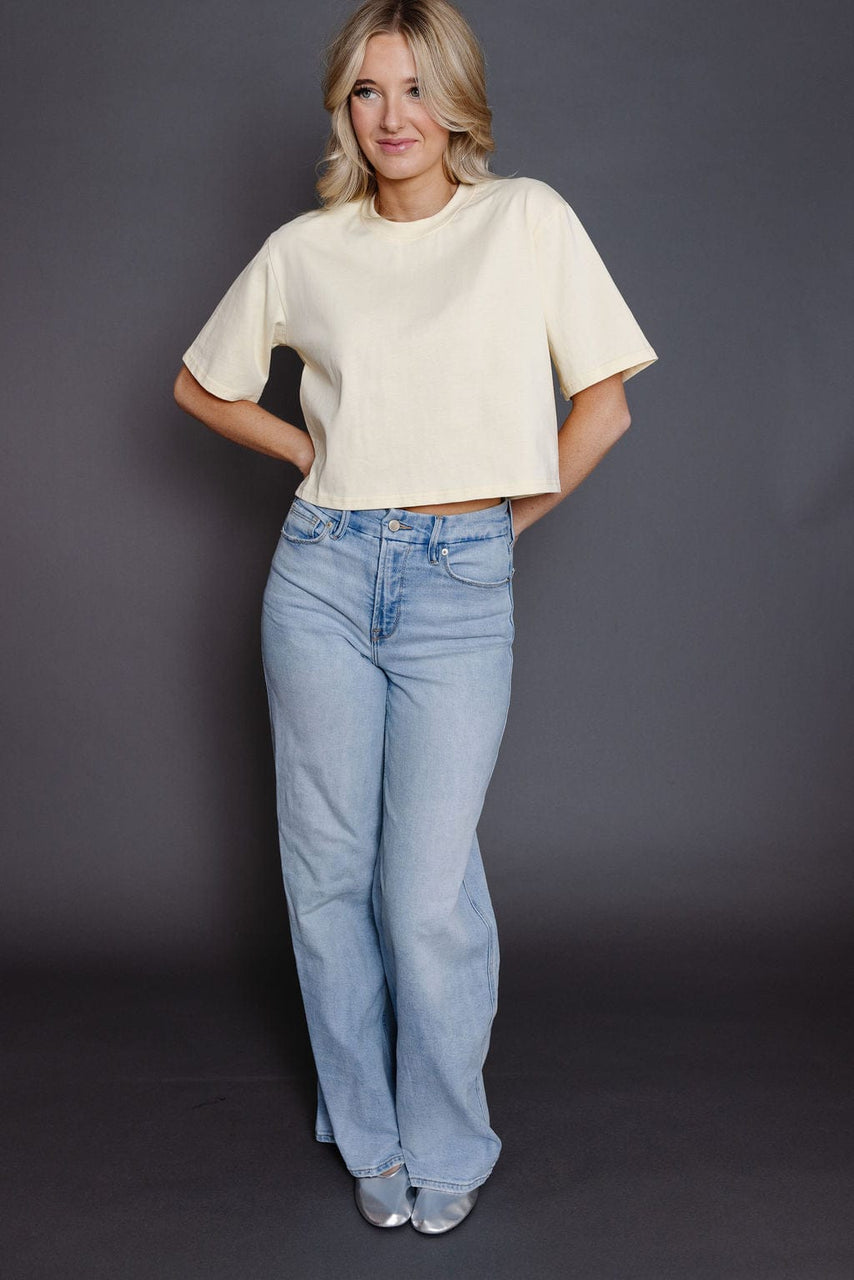 Berne Tee in Butter Yellow