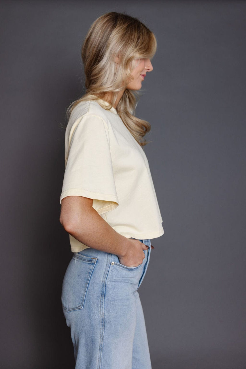 Berne Tee in Butter Yellow