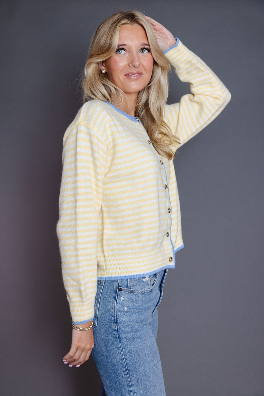 Vanna Cardigan in Daisy/Blue