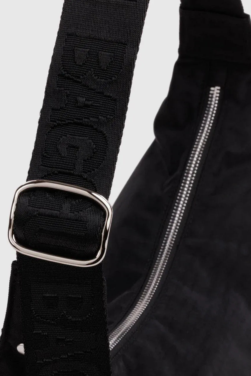 Baggu Medium Nylon Crescent Bag in Stud