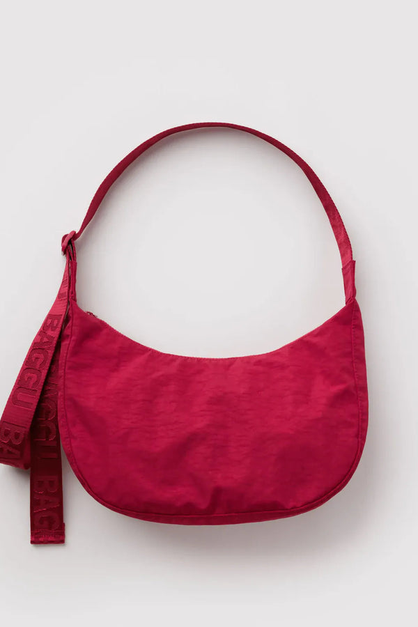 Baggu Medium Nylon Crescent Bag in Cherry