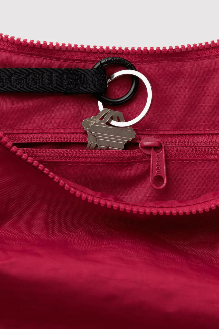 Baggu Medium Nylon Crescent Bag in Cherry