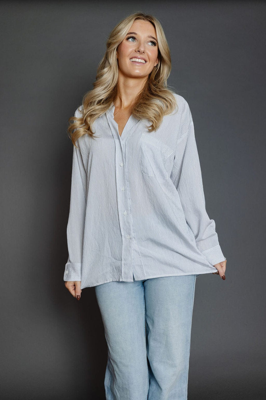 Iris Blouse in Light Blue