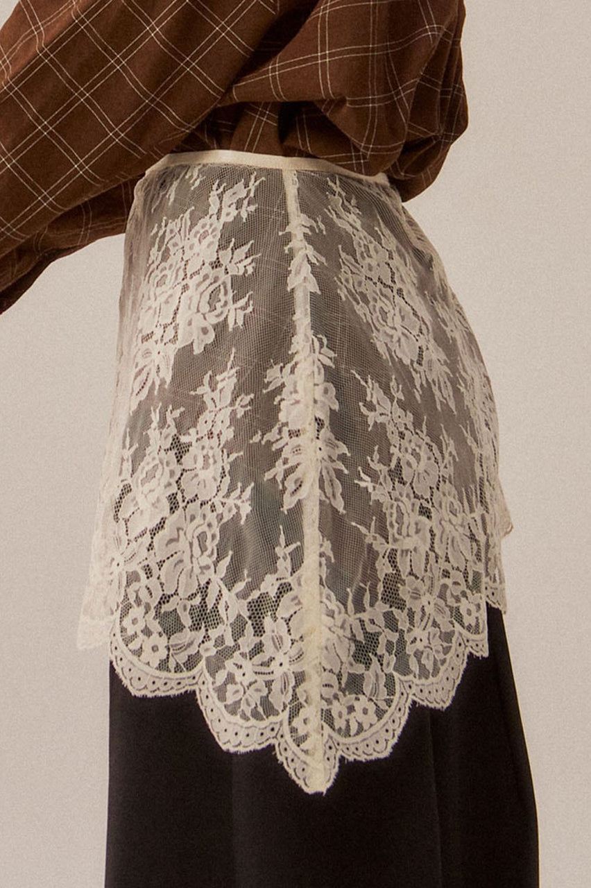 Lace Wrap in Cream