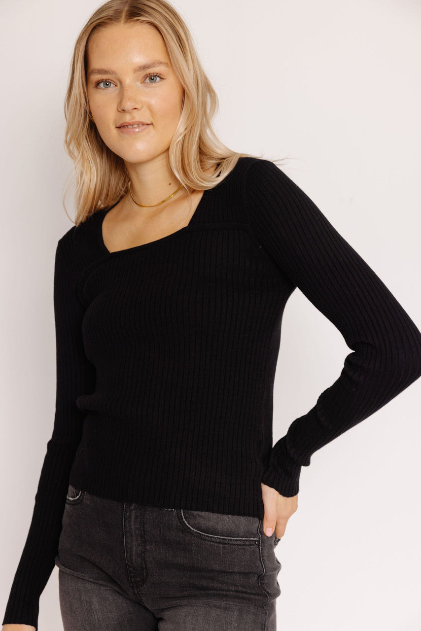 Mara Sweater in Black