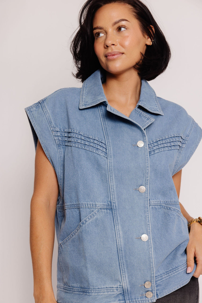 Oliver Denim Vest in Denim Blue