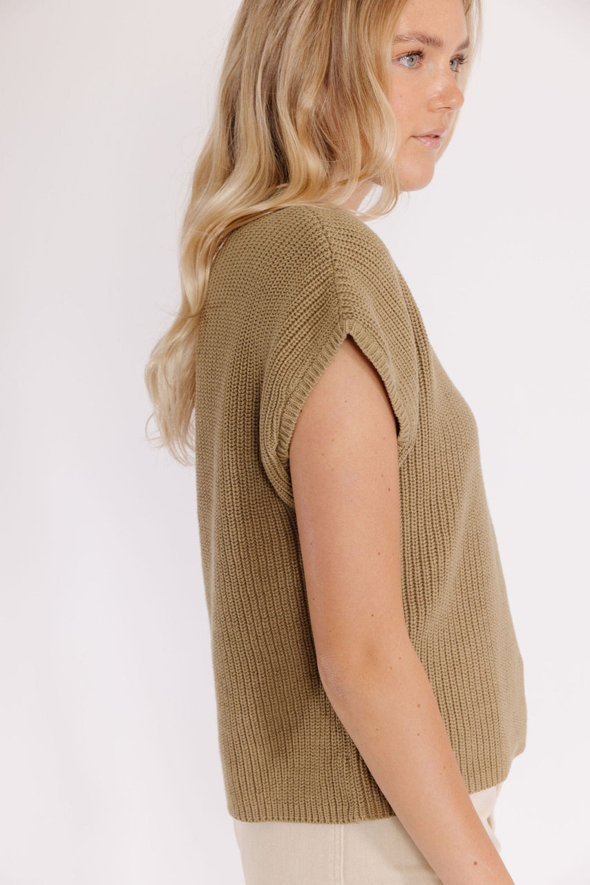 Pasco Sweater in Olive