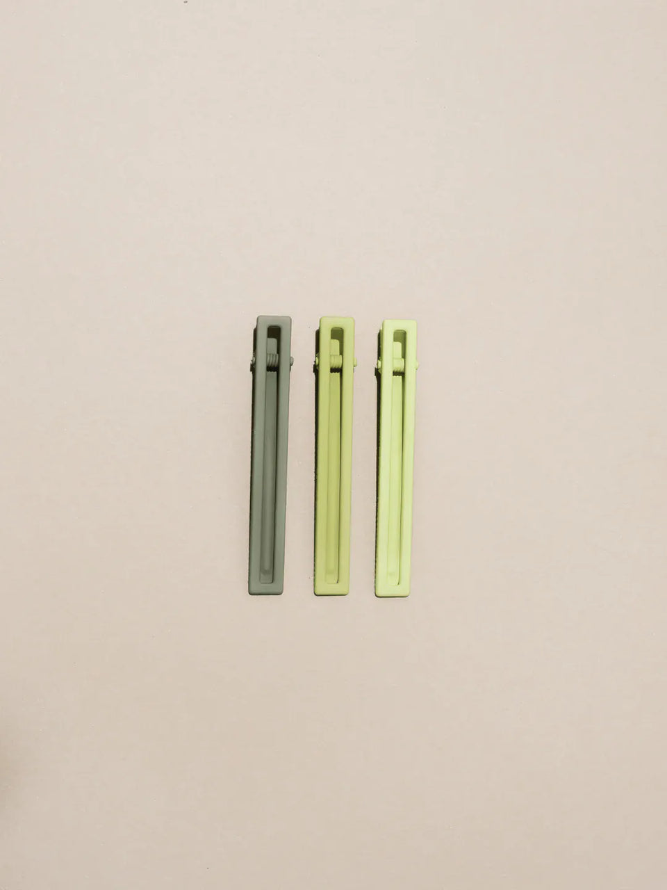 Yarrow Clips by Nat + Noor in Spring