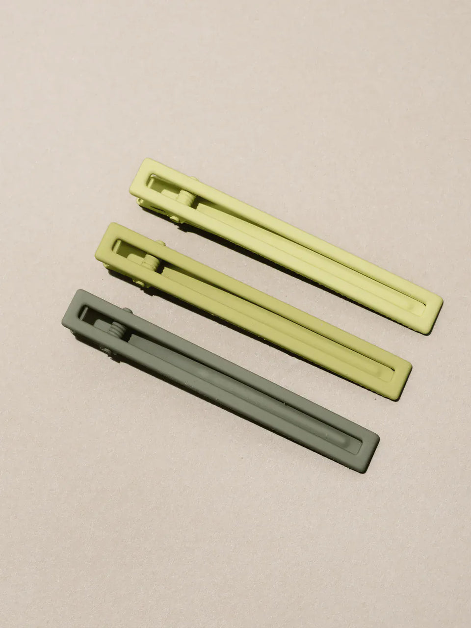 Yarrow Clips by Nat + Noor in Spring