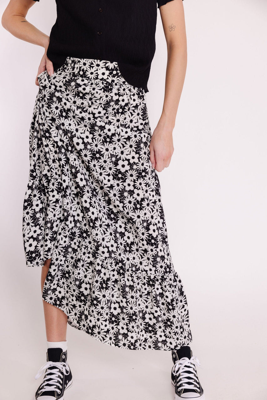 Lakely Skirt in Black/Off White