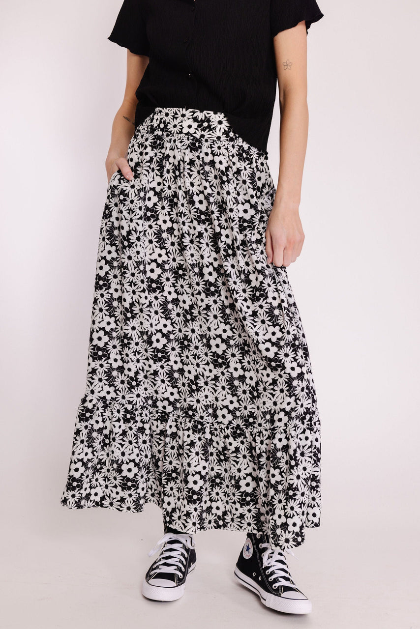 Lakely Skirt in Black/Off White