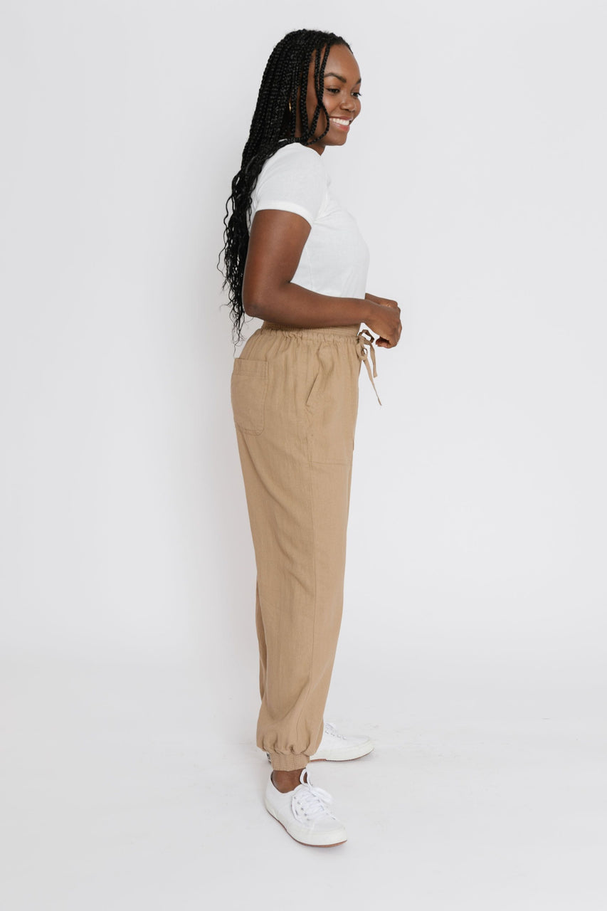 Livvy Pant in Camel