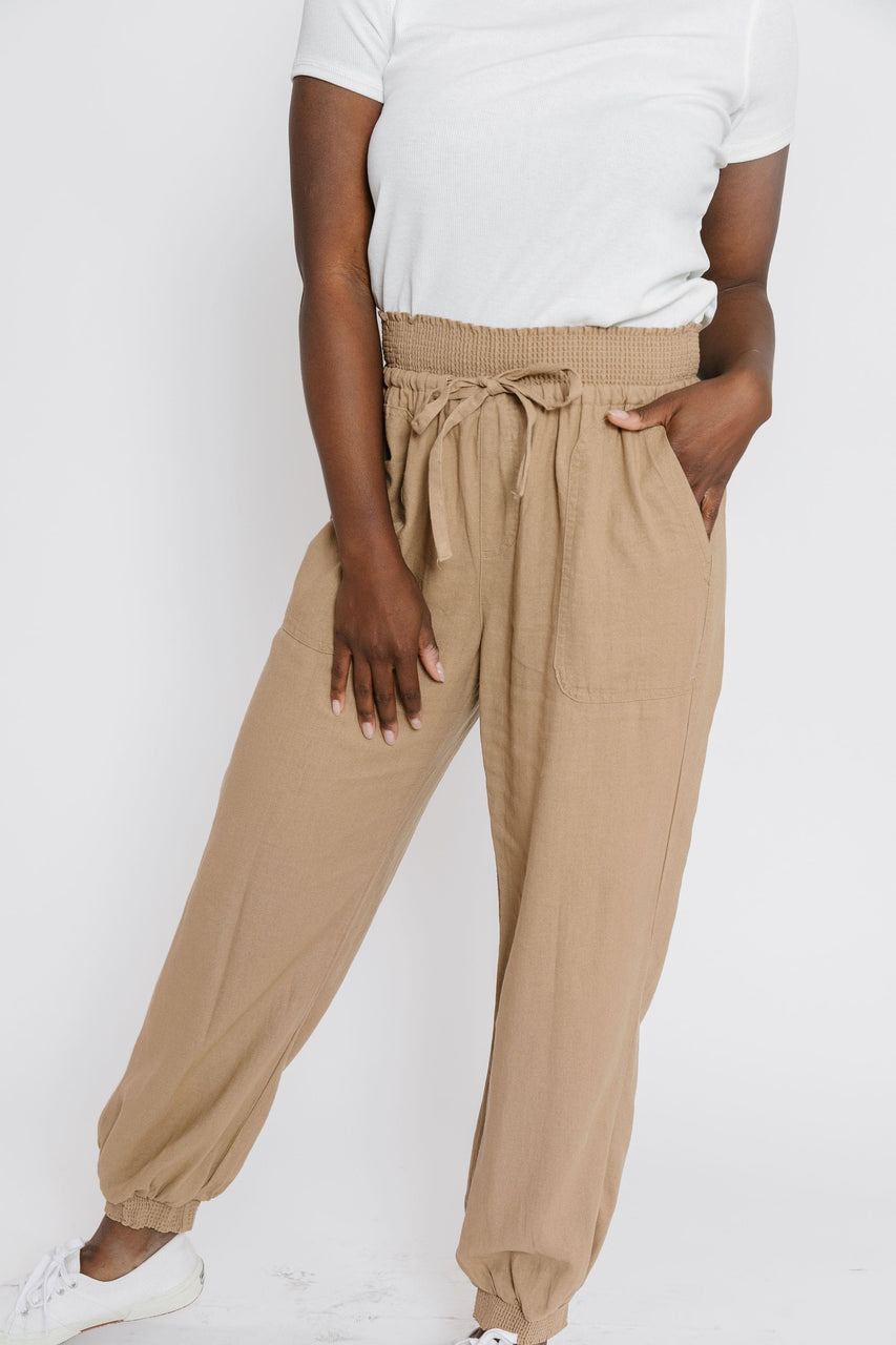 Livvy Pant in Camel