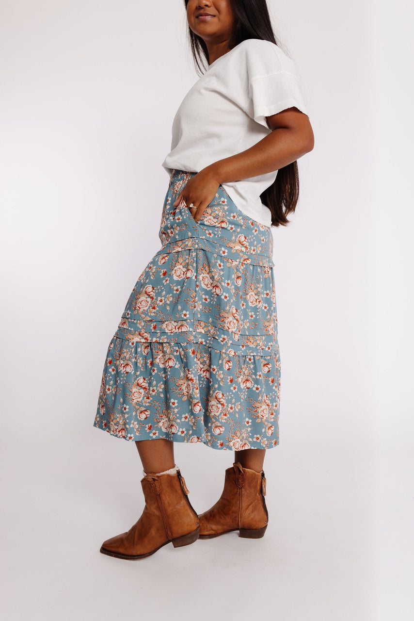 Serenity Lake Skirt in Sage Floral