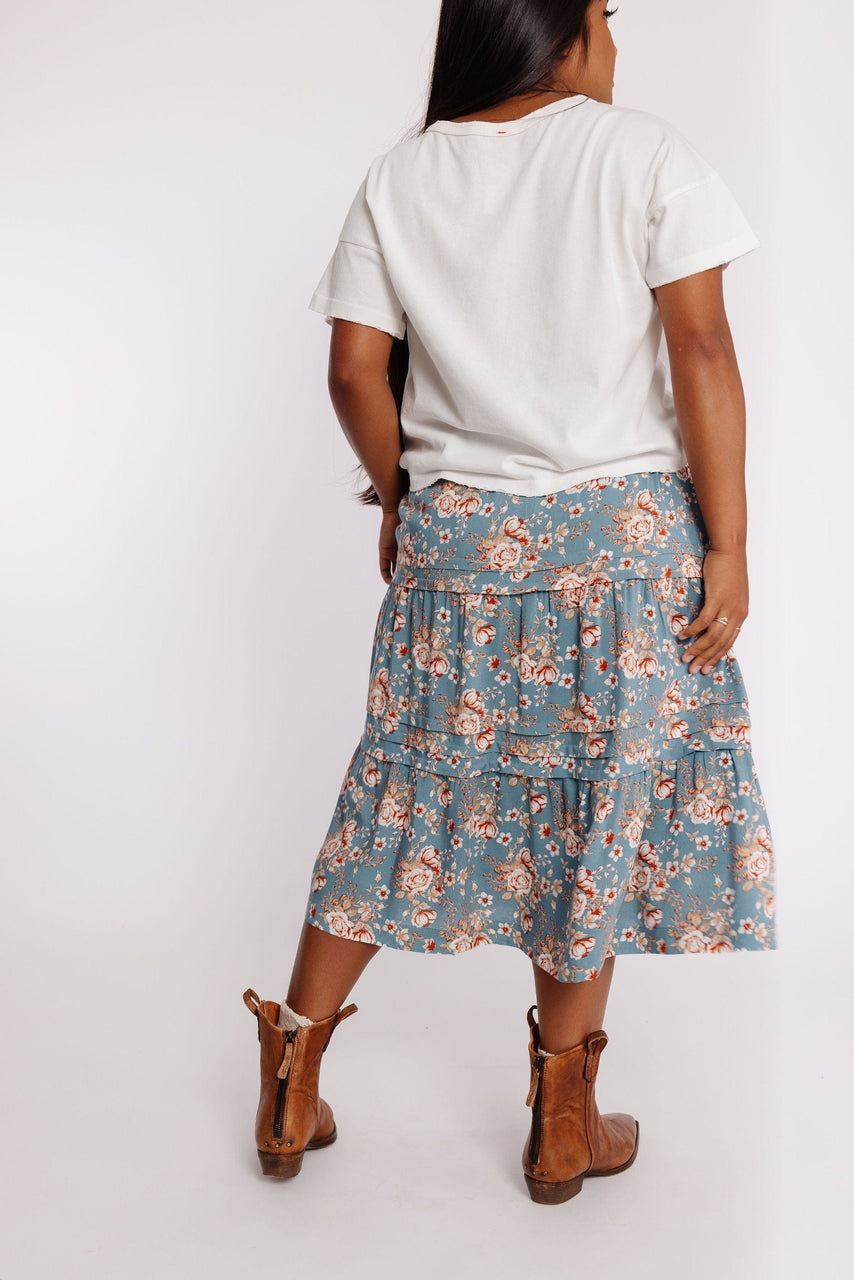 Serenity Lake Skirt in Sage Floral