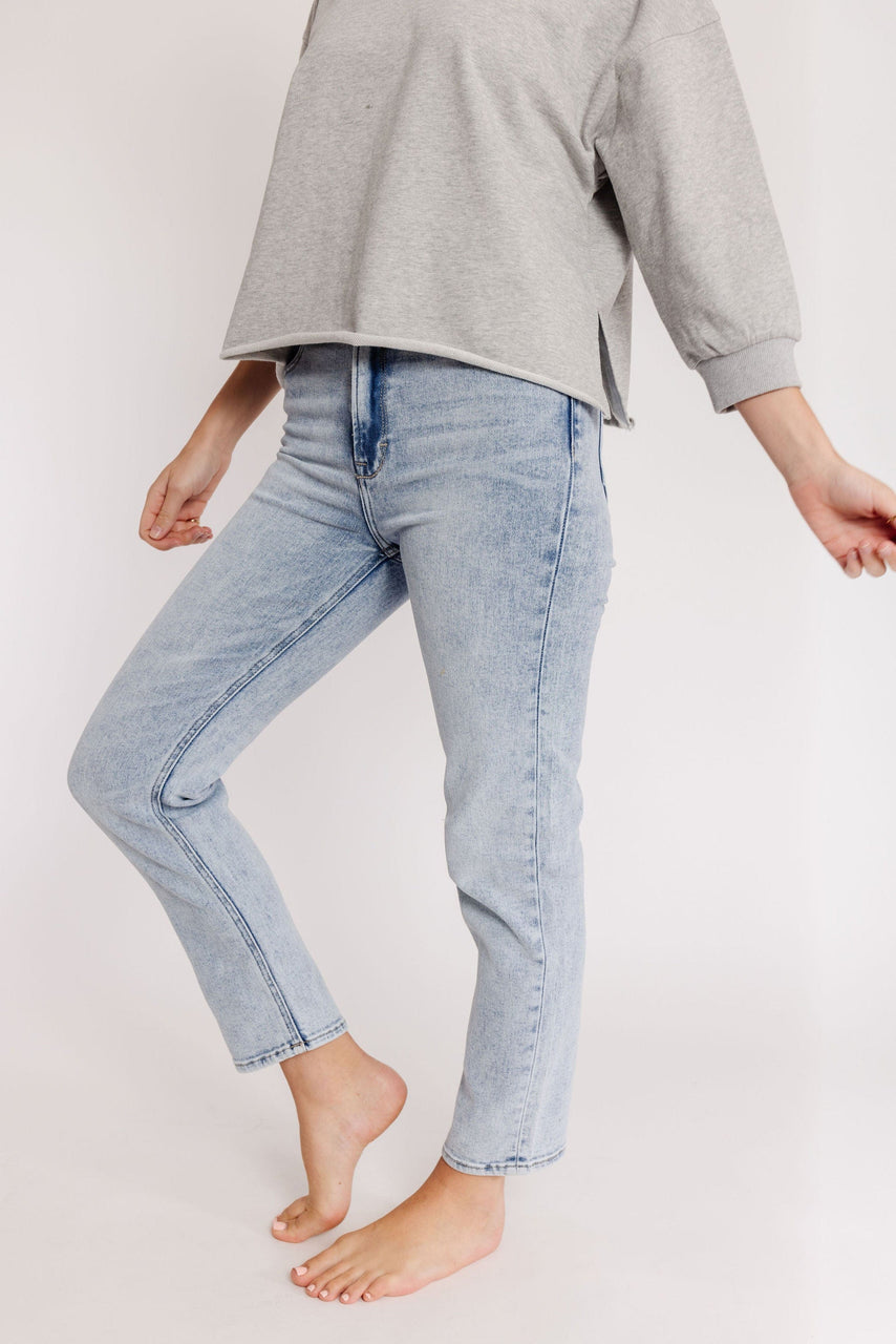 Zoey Basic Mom Jeans in Lt. Blue